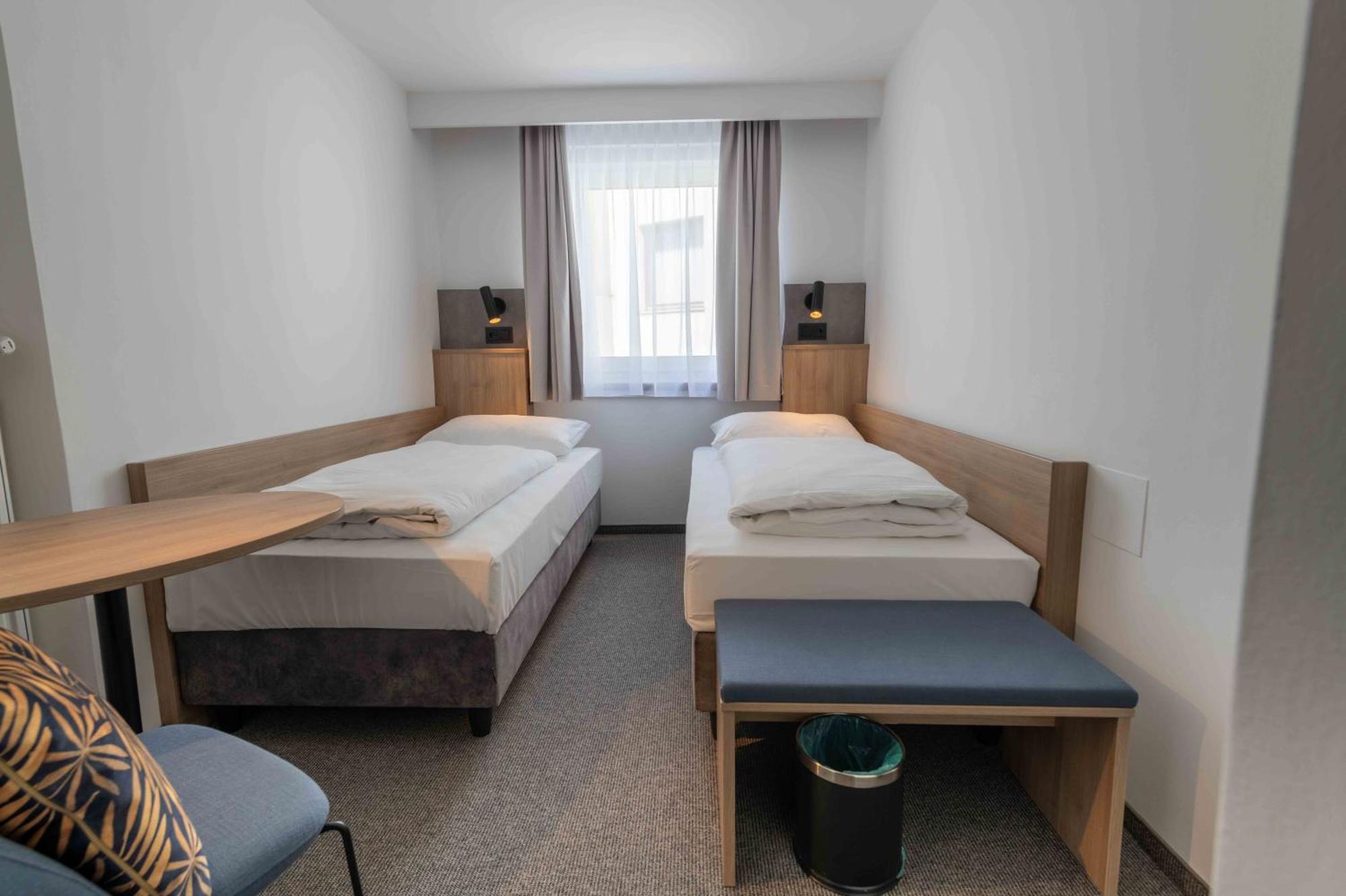 Hotel Anker Клостернойбург Екстериор снимка