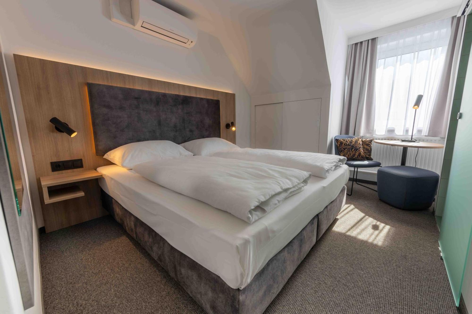 Hotel Anker Клостернойбург Екстериор снимка